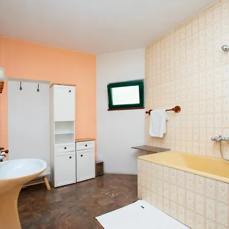 Apartment Ozren Omiš
