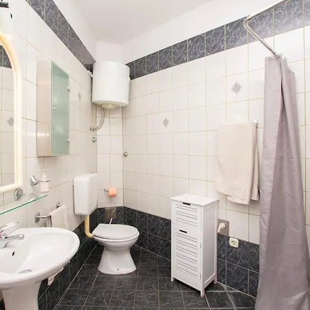 Ozren Apartamento